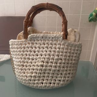 Borsa a uncinetto bianca
