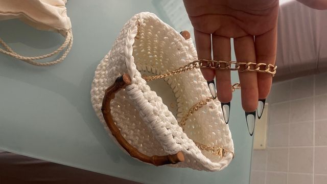Borsa a uncinetto bianca