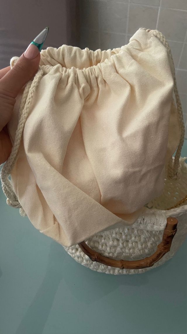 Borsa a uncinetto bianca