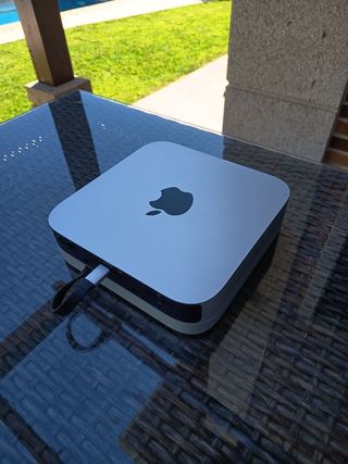 Mac mini M1 2020 + HUB Satechi