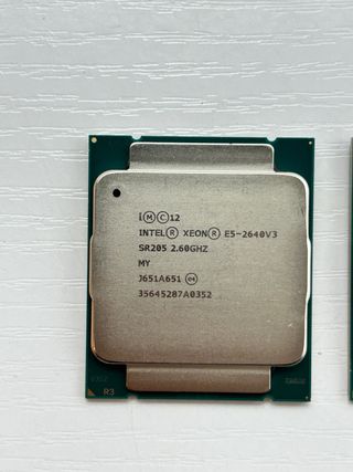 2x Procesadores Intel Xeon E5-2640 V3 