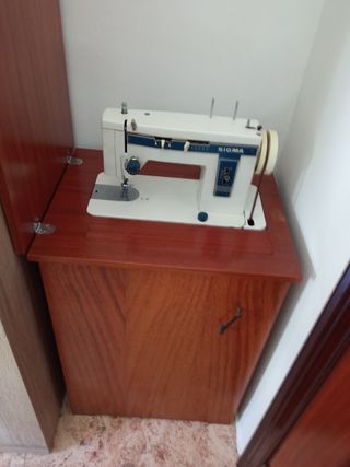 Máquina coser SIGMA Antigua