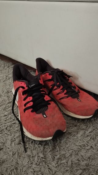 Zapatillas Nike rojas - running