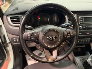 KIA Carens 1.7 CRDI 115CV 6 VELOCIDADES