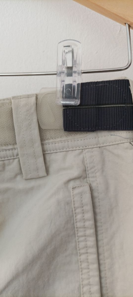 Pantalón Nike beige - montaña