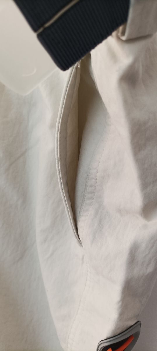 Pantalón Nike beige - montaña