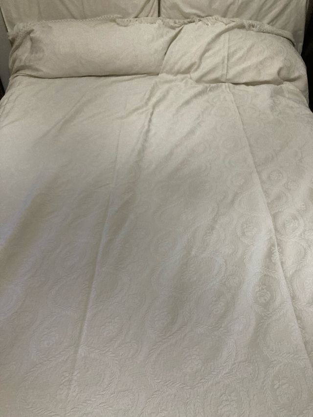 Colcha beige - flecos