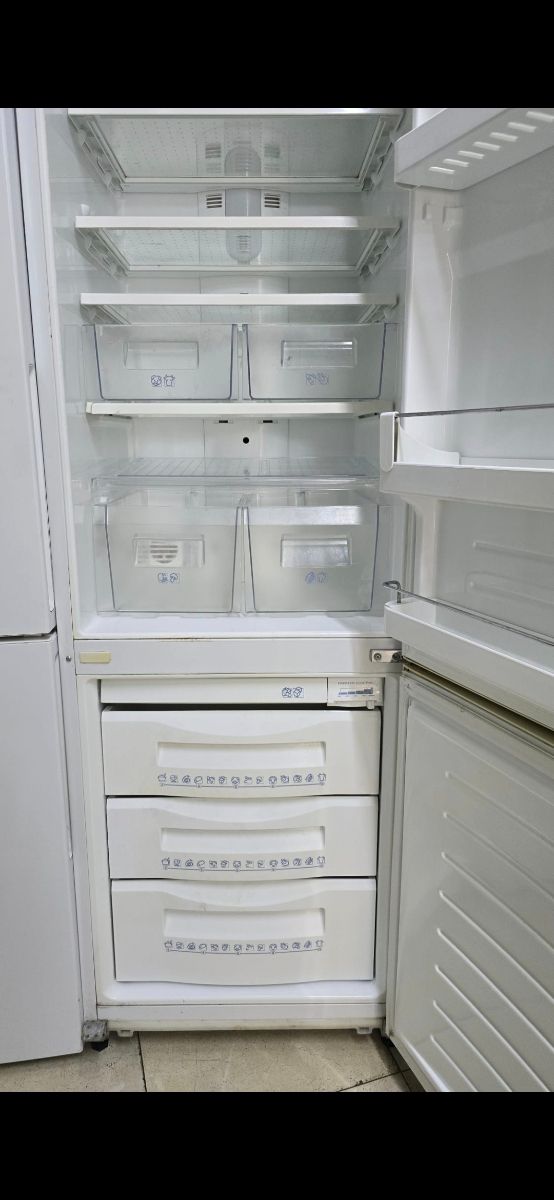 NEVERA DAEWOO 188cm A+ NO FROST