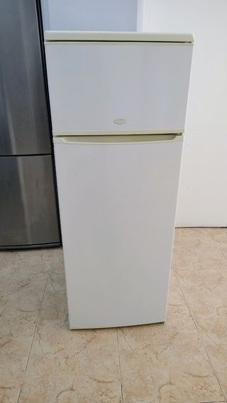 Nevera ICECOOL - Mini frigorífico