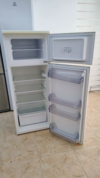 Nevera ICECOOL - Mini frigorífico