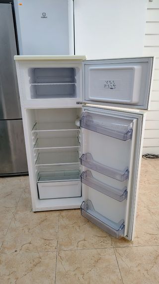 Nevera ICECOOL - Mini frigorífico
