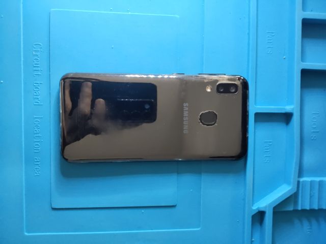 Samsung Galaxy A20e - Negro