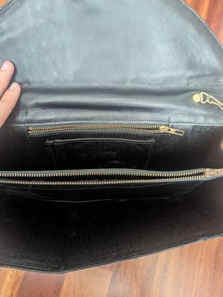 Bolso negro piel serpiente
