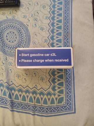 Arrancador de coche nuevo a estrenar.