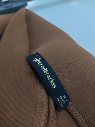 Falda midi marrón Stradivarius