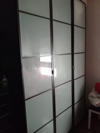 Armario 3 puertas cristal