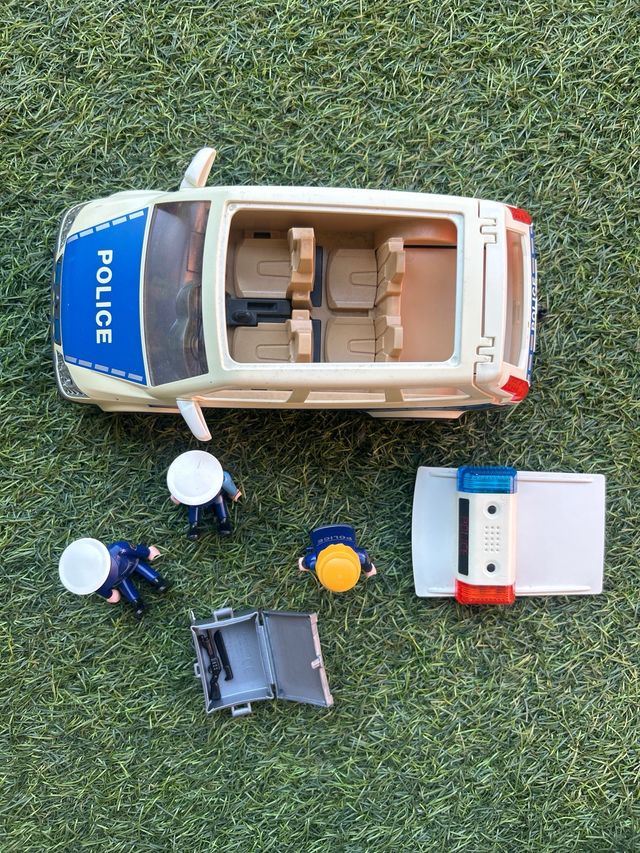 Coche policía Playmobil