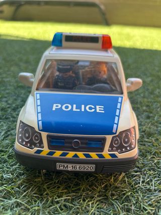 Coche policía Playmobil