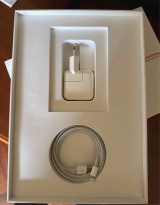 iPad 32GB Wi-fi bianco/rosa
