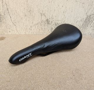 Sella bici GIANT