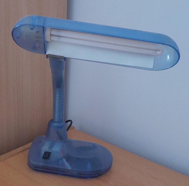 Flexo escritorio azul translúcido