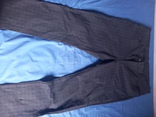 Pantalón Zara cuadros gris-negro