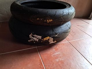Neumáticos Dunlop GP Racer sin usar