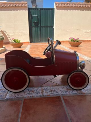 Auto per bambini retrò bordeaux