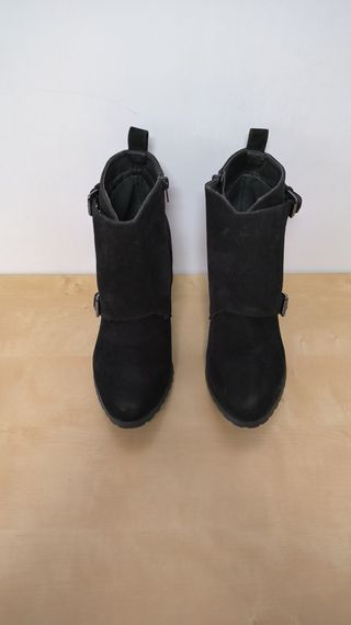 Botines negros mujer