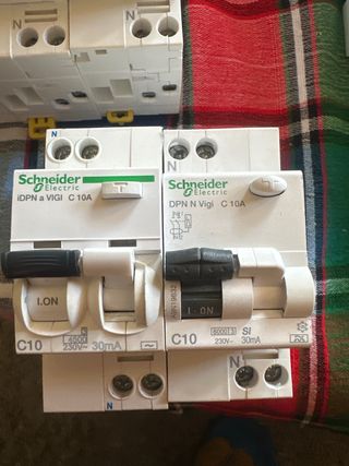 10x Diferenciales Schneider 10A