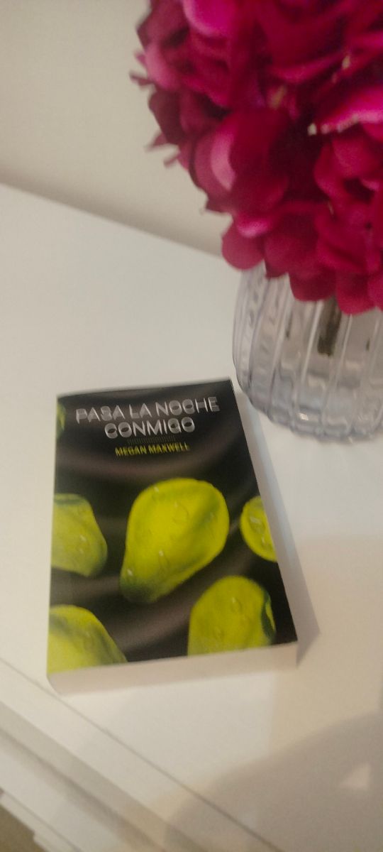 Pasa la noche conmigo