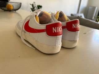 Zapatillas Nike Vintage Blancas. 44: 42.5 real