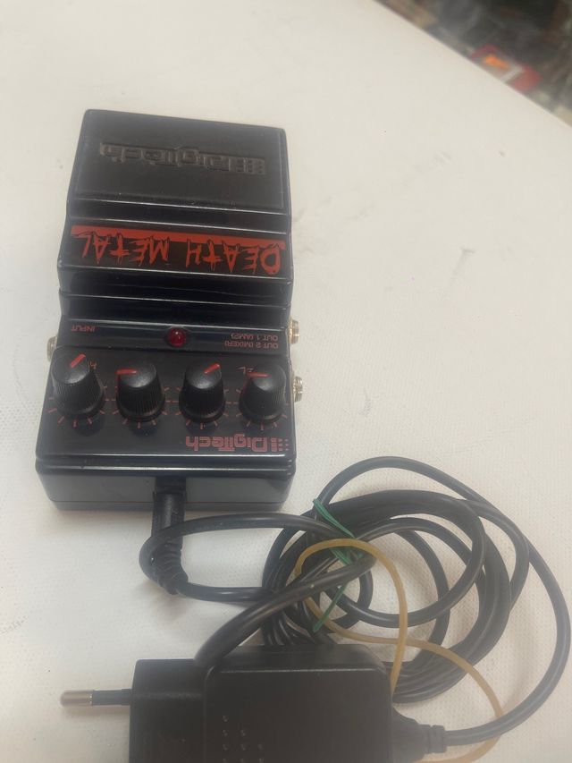 Pedal Digitech Death Metal