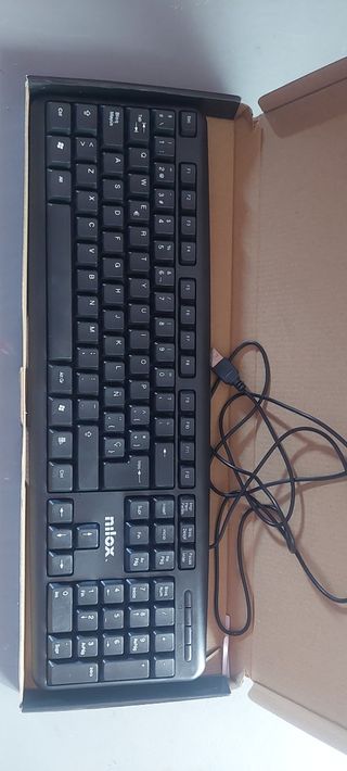 Teclado Nilox - USB - Negro