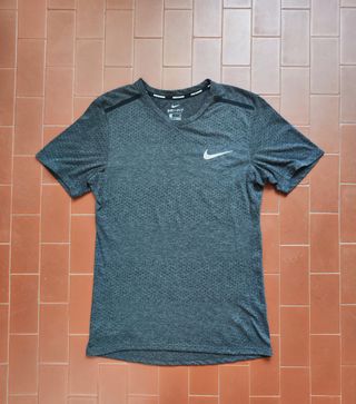 Nike Breathe tailwind running T-shirt uomo S