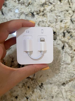 Nuove cuffie Apple iPhone via cavo con connessione