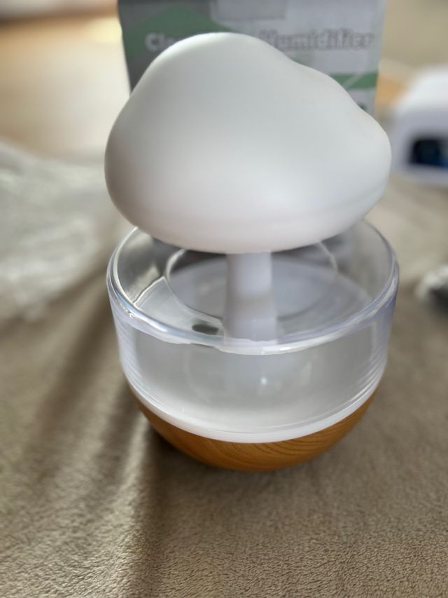 Humificador nube lluvia blanco