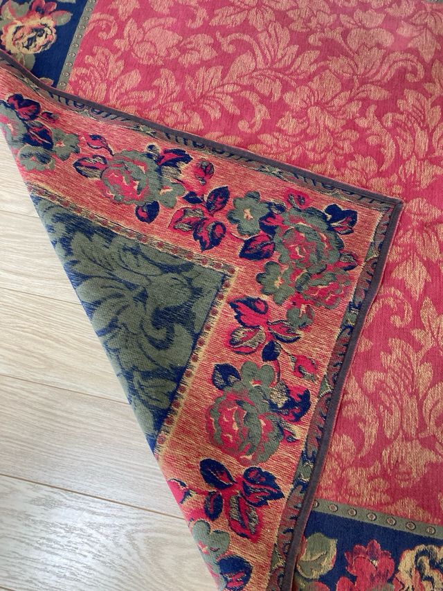 Alfombra salón-dormitorio rojo azul verde