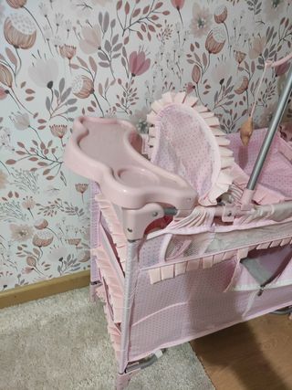 Cuna muñecas- Rosa sin complementos ( vacía) 