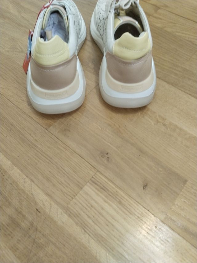 Pikolinos - Zapatillas blancas