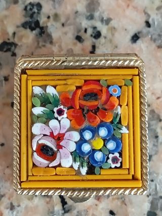 Caja vintage micromosaico floral