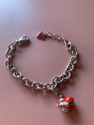 Pulsera Guess corazón roja