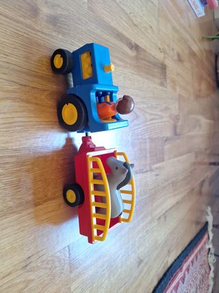Playmobil 123: Granjero con Tractor y Remolque