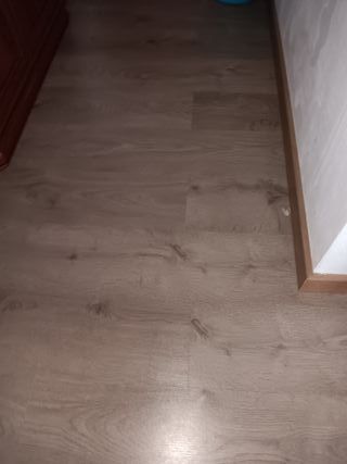 Suelo roble Skuba Authentic Momma Oak 50 m2 AC4 