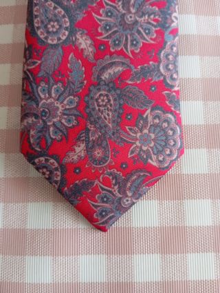 Corbata 100% seda estampada