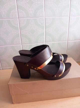 Sandalias Marisa Rey tacón madera