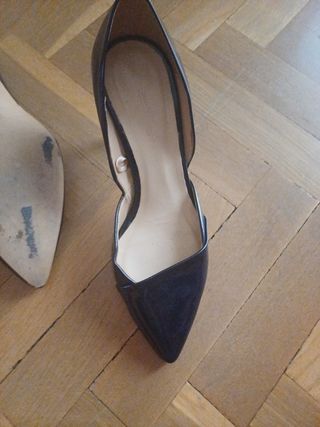 Tacones negros salón