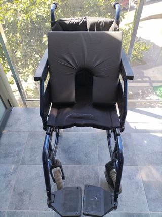 Silla de ruedas plegable + cinturon 