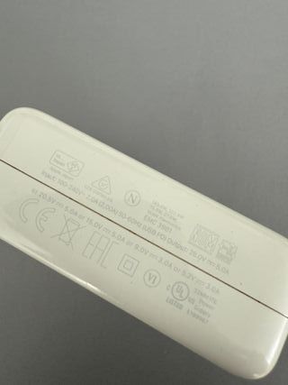 Cargador Apple MagSafe 3 140W