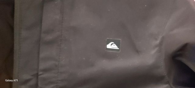 Chaqueta Quiksilver negra